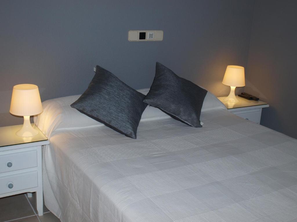 Hostal El Parque ซานมาร์ตินเดลาเวกา ภายนอก รูปภาพ