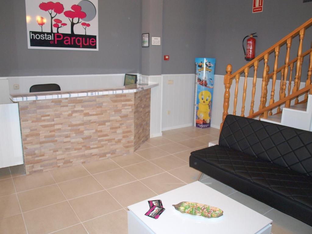 Hostal El Parque ซานมาร์ตินเดลาเวกา ภายนอก รูปภาพ